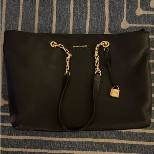 Michael Kors - Saffiano Leather Chain Link Tote Bag